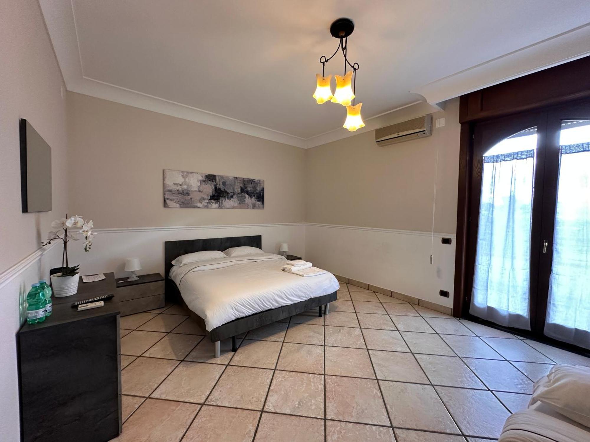 Palazzo Excelsus Otel Terzigno Oda fotoğraf